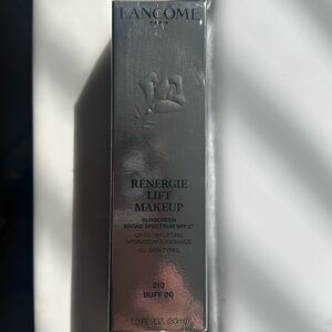 Lancôme foundation in buff (n) NIB, never used